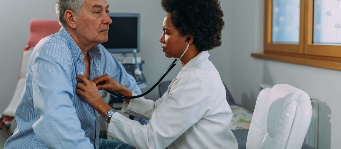 envelhecimento-saudavel-como-o-geriatra-pode-ajudar-scaled